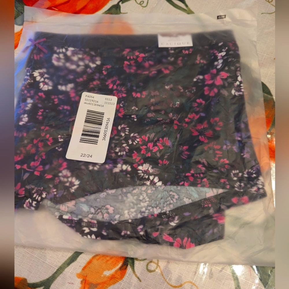 New with tags in bag cacique women's cotton boy shorts 22-24